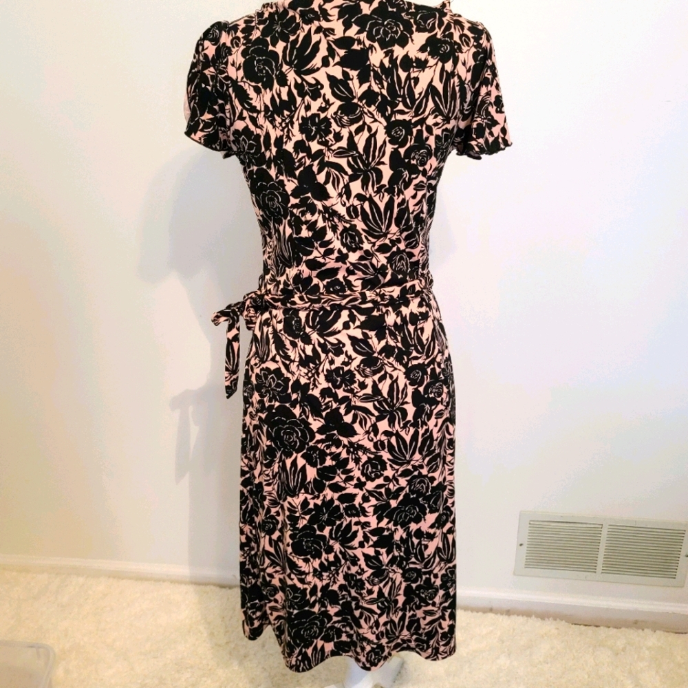 MAX AND CLEO TRUE FULL WRAP MIDI DRESS - Picture 5 of 9